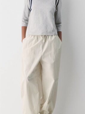 Aritzia TNA Reservoir Balloon Pant in Matte Pearl
